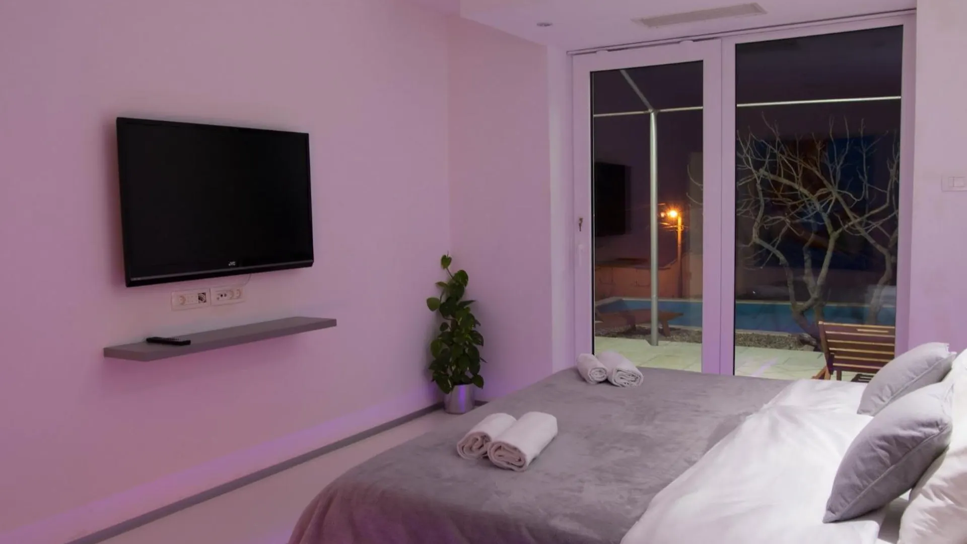 Luxury Villa With A Swimming Pool Crikvenica - 21519